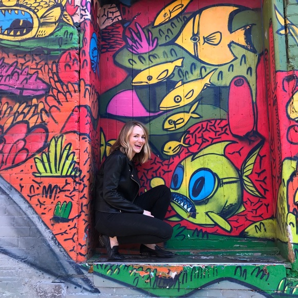 Meet your Posher, Kristy - Picture 1 of 1